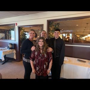 Meet your Posher, Christy